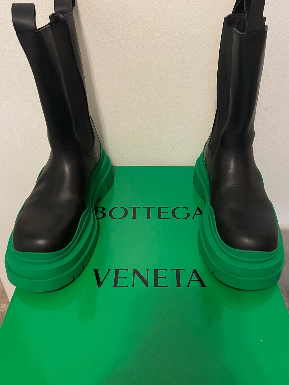 AUTHENTIC Bottega Veneta Black Leather Boots with Green Platform